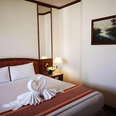 The Regency Hotel Hatyai หาดใหญ่ ภายนอก รูปภาพ