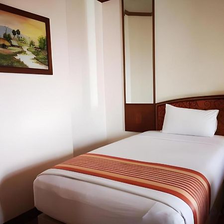 The Regency Hotel Hatyai หาดใหญ่ ภายนอก รูปภาพ