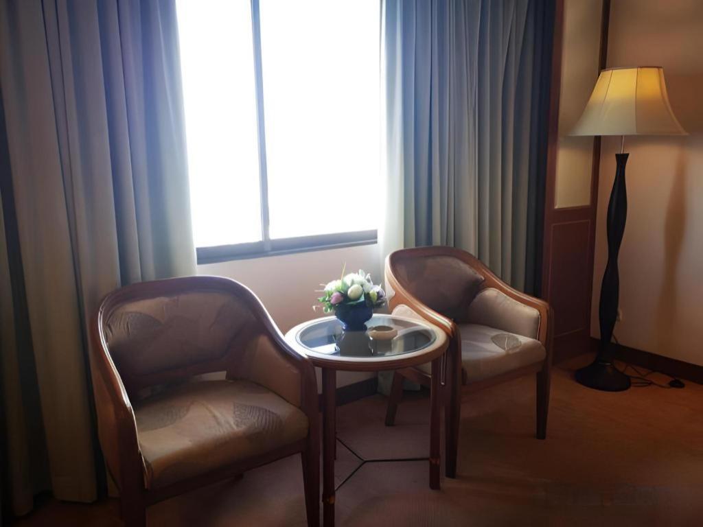 The Regency Hotel Hatyai หาดใหญ่ ภายนอก รูปภาพ
