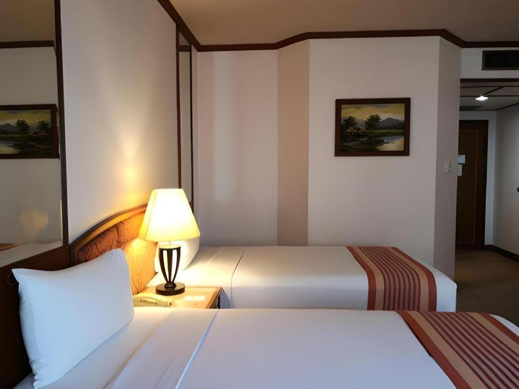 The Regency Hotel Hatyai หาดใหญ่ ภายนอก รูปภาพ